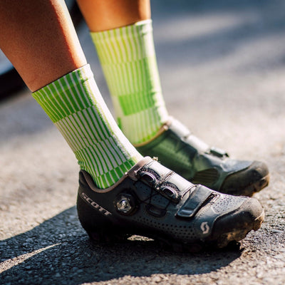 Leicht grüne Socken
